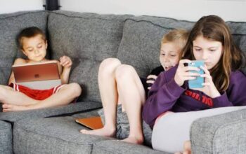 Di Balik Layar Media Sosial: Kisah Anak di Bawah Umur yang Terjebak Tekanan Digital