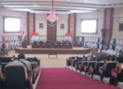 DPRD Sepakat Tetapkan Ranperda APBD 2025, Gubernur Yulius: Ini Bukti Kita Hormati Kepercayaan Rakyat